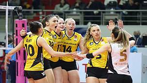  VakıfBank, Galatasaray HDI Sigorta deplasmanında set vermedi 