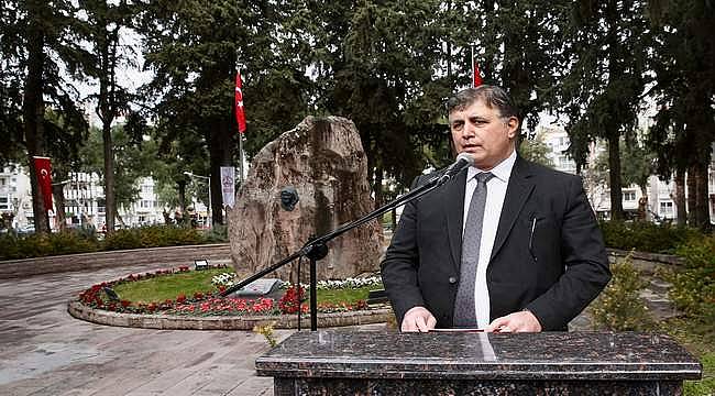 Zübeyde Anne'nin Huzurunda 8 Mart Töreni 