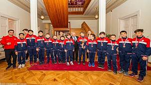 Başkan Soyer: "İzmir'e şampiyonluk kupasını getireceğinizden eminim" 