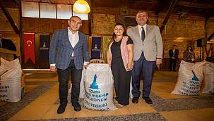 Başkan Soyer yem fiyatlarından canı yanan üreticiye desteğini sürdürüyor 