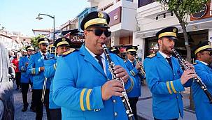Çeşme Belediye Bandosu kuruldu 