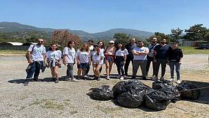 Egeli Çevre Gönüllüleri iş başında 