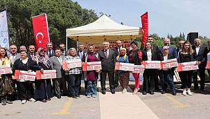 İzmir'de 1 milyon 300 bin fide ile 300 kilogram tohum dağıtıldı 