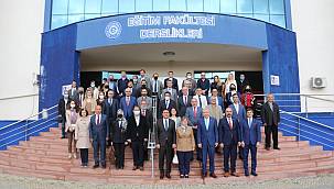 İzmir İl Milli Eğitim Müdürlüğü ve Ege Üniversitesi İşbirliğinde Öğretmen Eğitimleri Devam Ediyor