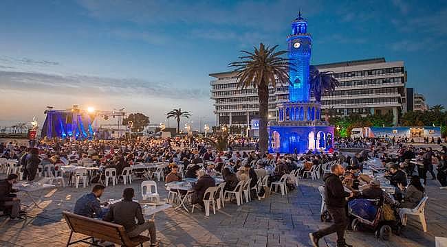 İzmir sofrası kuruldu 