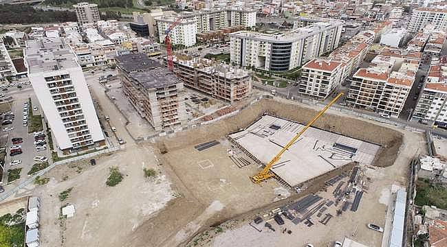 Kentsel dönüşümde iki önemli adım: Örnekköy'de temel Uzundere'de kura 