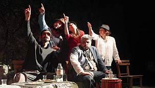 Ayvalık Belediye Tiyatrosu; "PERDE" dedi