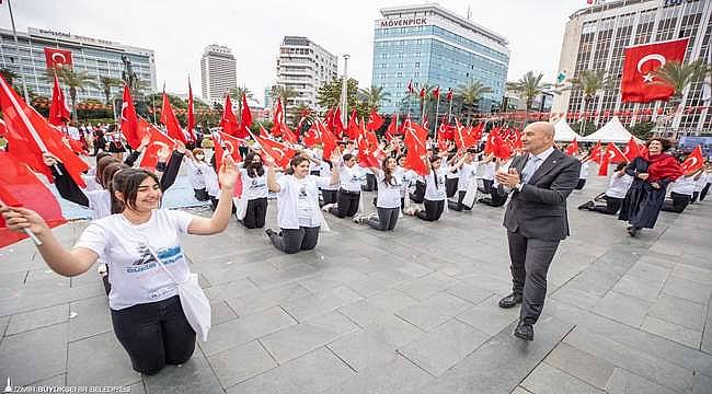 Başkan Tunç Soyer: "Gençleri çok güzel bir gelecek bekliyor" 