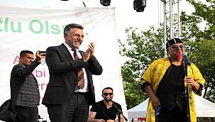 Bayraklı'da annelere 3 günlük festival