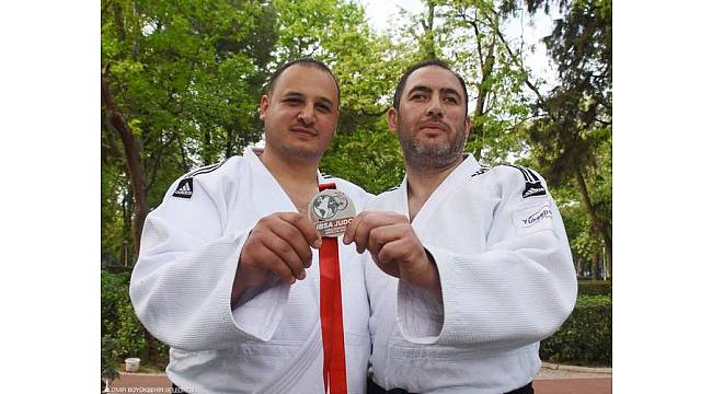 Görme engelli judocuların hedefi Paris 