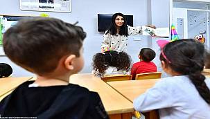 Hem yazar hem öğretmen 