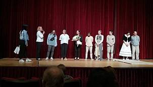 İzmir - Bremen kardeş şehir ilişkisinin 25. yıl dönümü tiyatro ile taçlandı 