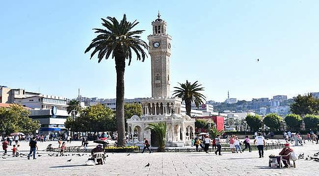 İzmir Dünya Turizm Kentleri Federasyonu'na kabul edildi. 