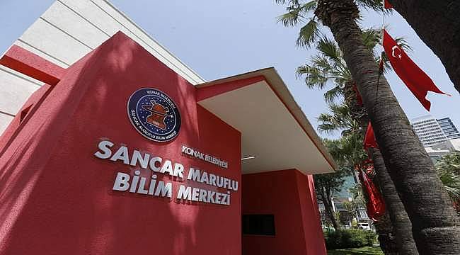 Konak Sancar Maruflu Bilim Merkezi'nde keşfe yolculuk başladı 