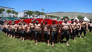 Pehlivanlar Helvacı'da er meydanı'na indi  