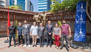 Ahmet Piriştina heykeli APİKAM'da açıldı 