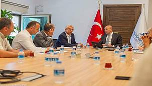 Başkan Soyer dolu mağdurları ile buluştu: "Elimizden ne geliyorsa yapacağız"