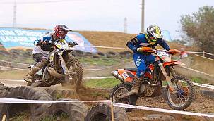 Bergama'daki yarışlar nefes kesti 