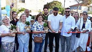 Yenifoça Sevgi Pazarı kapılarını açtı  