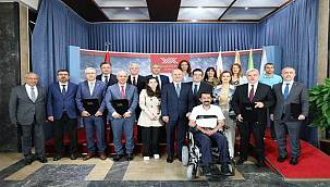 Ege, 8 engelsiz üniversite nişanı ile Türkiye birincisi 