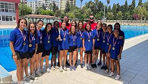 İzmir, havuzda şampiyon 