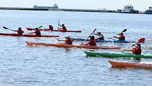 İzmir Körfez Festivali'nin ikinci gününde renkli görüntüler 