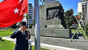 Kıbrıs Barış Harekâtı'nın 48'inci yıldönümü kutlandı 