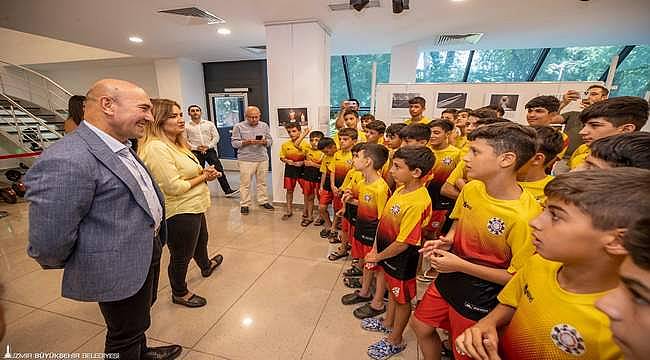 ​Mardinli çocuklar Başkan Soyer'i ziyaret etti 