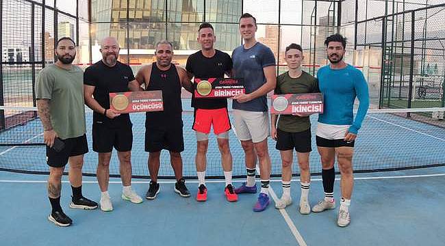 Ayak tenisine İzmir'de öncülük ediyorlar 