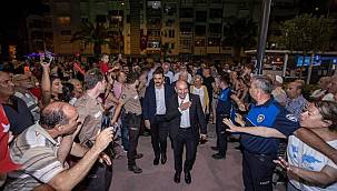 Başkan Soyer: "Cumhuriyetimizin ikinci yüzyılını demokrasinin tatlı güneşiyle aydınlatacağız" 