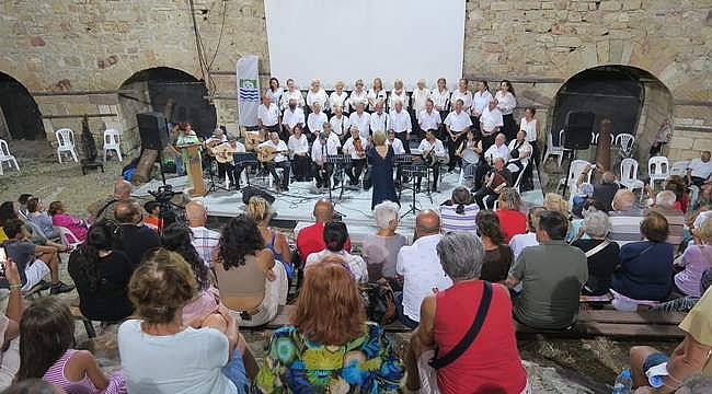 Foça'nın Tarihi Beşkapılar Kalesi'nde Türk Sanat Müziği akşamı