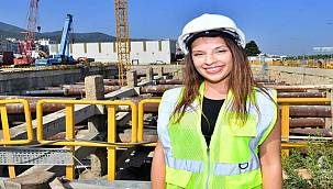 İzmir'in yeni mezun şartı Türkiye'ye örnek oldu 