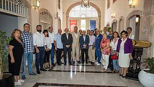 İzmir Konfederasyonu üyelerinden Başkan Soyer'e ziyaret 