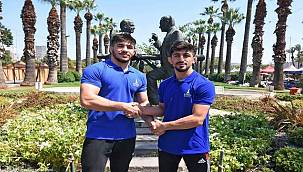 Şampiyon kardeşler İzmirli oldu 