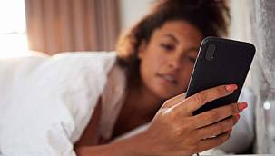 Bilgisayar ve telefonlar boyun fıtığına yol açıyor! 