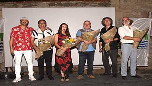 Foça'da Namık Kuyumcu ile şiirli gece 