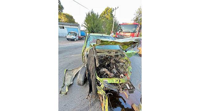 Foça'da trafik kazası: 1 ölü, 1 yaralı 