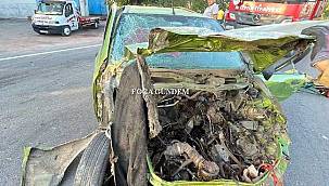 Foça'da trafik kazası: 1 ölü, 1 yaralı 