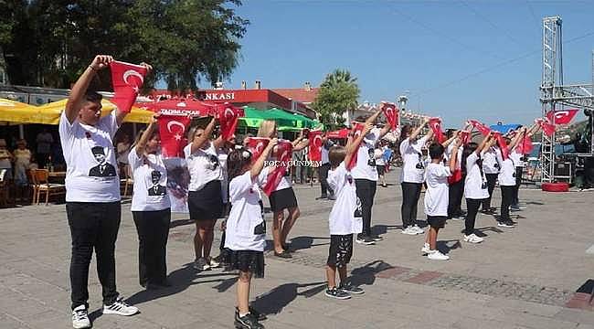 Foça kurtuluşunun 100. yılını kutluyor 