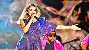 İEF'de ilk gün sahne Hadise'nin 