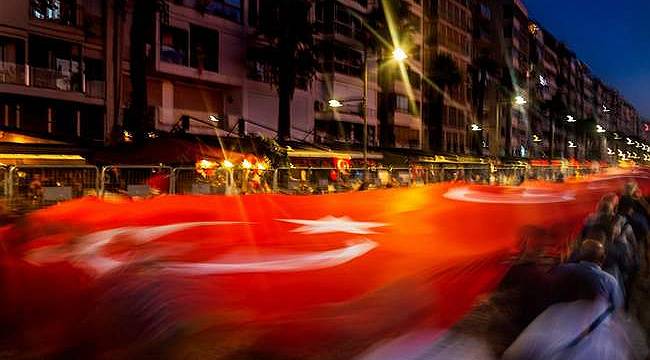 İzmir'in Kurtuluşu'nun 100. Yılı fotoğraf yarışması sonuçlandı 