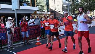 Kurtuluşun 100. yılında İzmir Maratonu'na rekor başvuru 