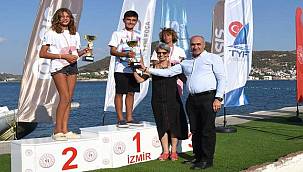 Yenifoça Rüzgarında Zafer Kupası Coşkusu 