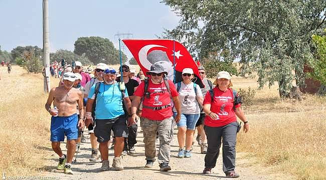 Zafer Yolu kafilesi Uşak'ta 