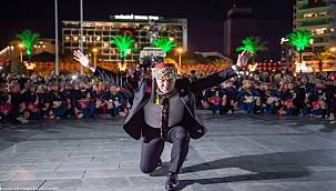 Başkan Soyer'den zeybek sürprizi 