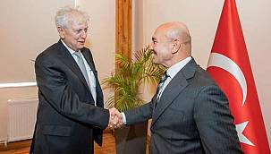 Başkan Soyer EBSO yönetimini konuk etti 