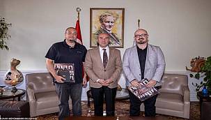 Başkan Soyer ödüllü tasarımcıları ağırladı 