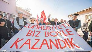 Başkan Tunç Soyer: İzmir demokrasinin ve cumhuriyetin şehridir