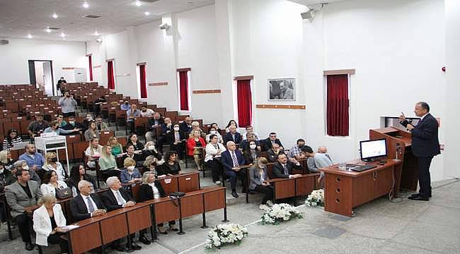 EÜ'de Dünya Anatomi Gününde kadavra bağışının önemi anlatıldı 