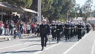 Foça'da 29 Ekim Cumhuriyet Bayramı kutlandı
